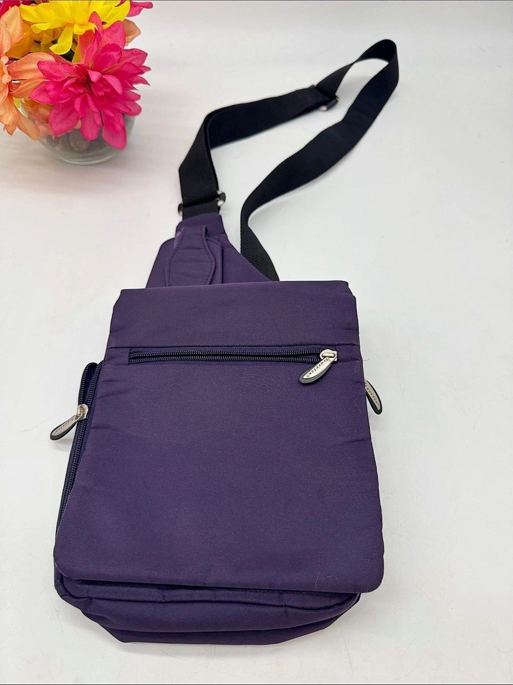Travelon Anti-Theft Classic Messenger Crossbody Bag in Purple & Black